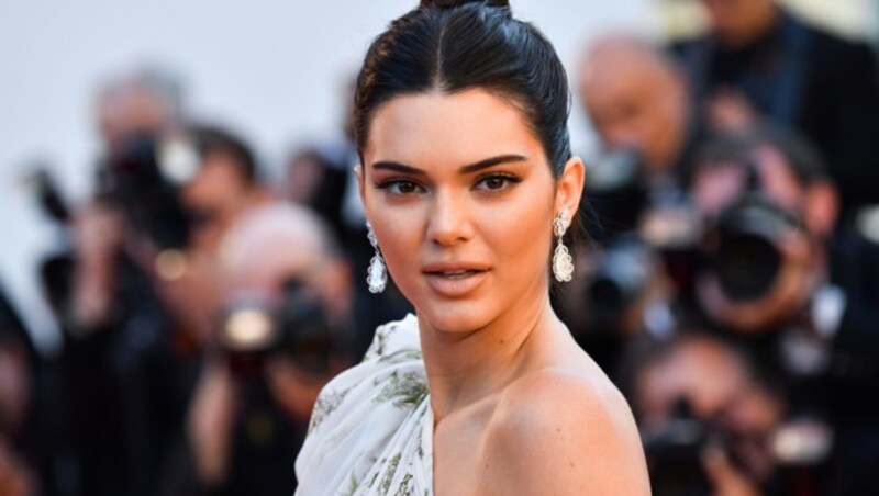 Im letzten Jahr wirkte Kendall Jenner noch nicht ganz so rundumerneuert. (Bild: AFP or licensors)