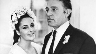 Elizabeth Taylor und Richard Burton führten ein Leben zwischen Luxus und Extravaganz. (Bild: APA/UPI)