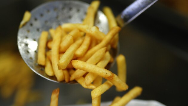 Der junge Syrer wollte Pommes frittieren. (Bild: APA/dpa/Ina Fassbender)