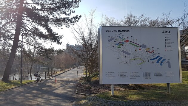 Frühlingserwachen am JKU-Campus, wo noch einiges an Attraktivierung geplant ist. (Bild: Werner Pöchinger)