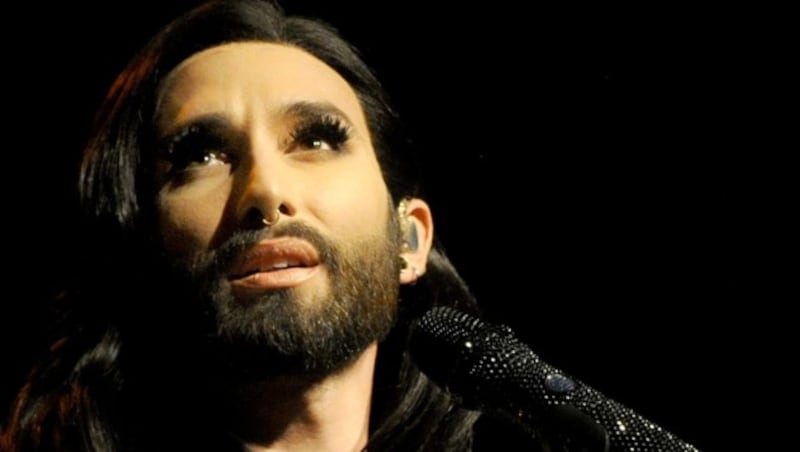 Conchita Wurst (Bild: APA/HERBERT PFARRHOFER)