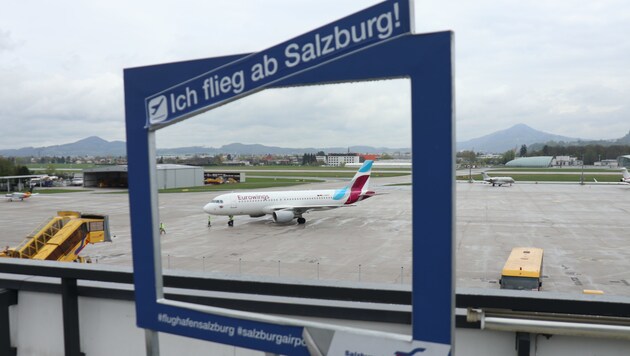 Salzburg Airport, Flughafen, Urlaubsziele. (Bild: Max Grill)