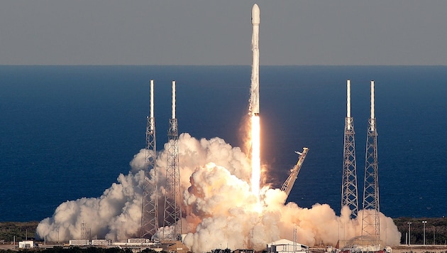 Der Start von TESS an Bord einer „Falcon“-Rakete in Cape Canaveral (Bild: Associated Press)