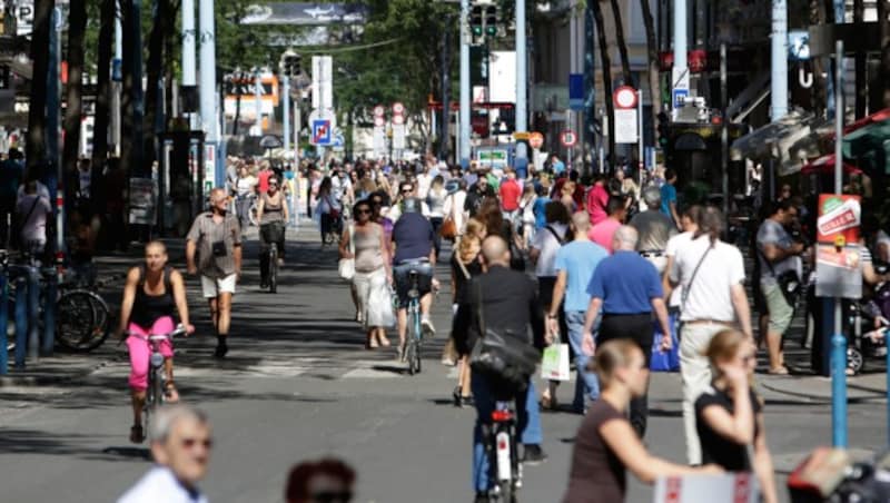 Mariahilfer Straße in Wien (Bild: APA/GEORG HOCHMUTH)