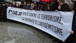Diese Demonstration in Straßburg wurde anlässlich der Ermordung der Holocaust-Überlebenden Mireille Knoll abgehalten. (Bild: AFP)