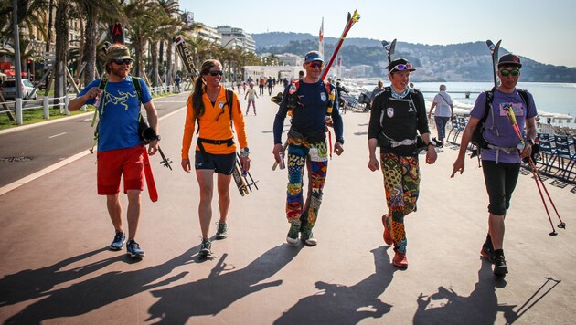 Nach 36 Tagen sind die Sportler bei der längsten Skitour der Welt in Nizza angekommen (Bild: EUGEN FAHN)
