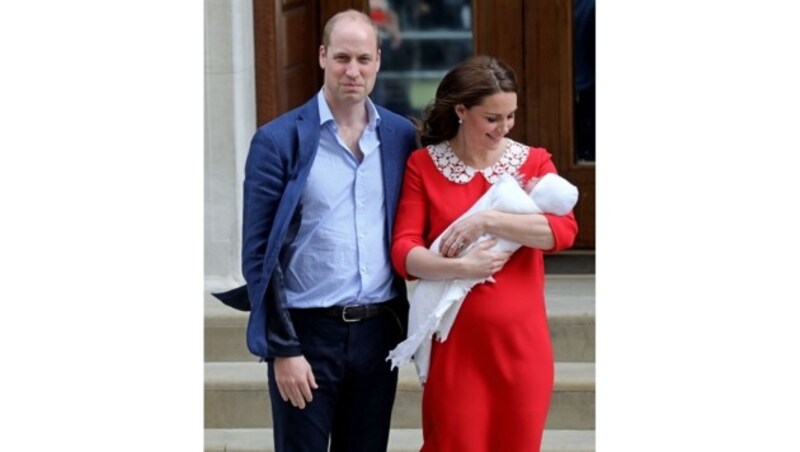 William und Kate mit ihrem Neugeborenen (Bild: www.PPS.at)