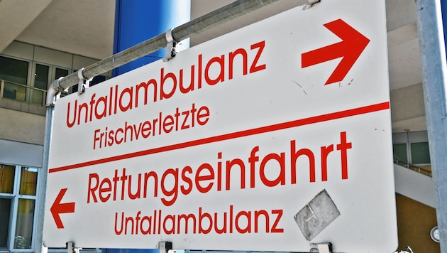 Das Ehepaar wurde zur weiteren Abklärung ins Krankenhaus gebracht.