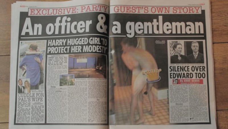 Die britische „Sun“ veröffentlichte Fotos des nackten Prinz Harry bei einer Party (Bild: www.photopress.at)