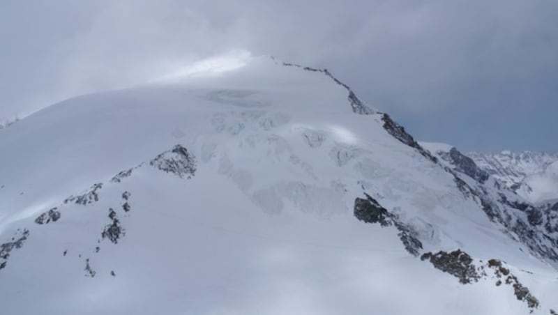 Der Pigne d‘Arolla im Schweizer Kanton Wallis, wo die Tourengeher erfroren (Bild: REUTERS)