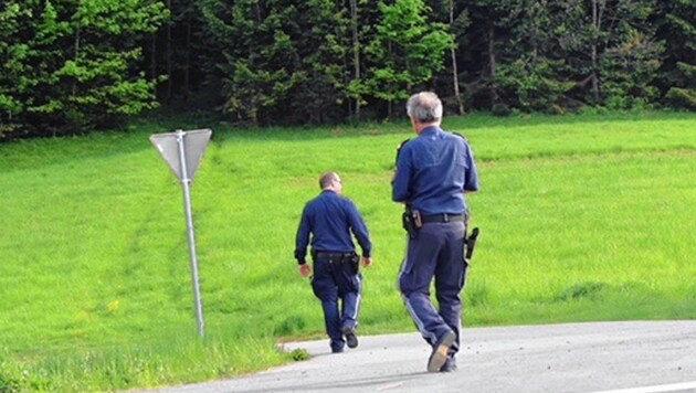 2018-05-03; LOKAL St Jakob R, Tösching, Suchaktion, Messerstecherrei
 im Bild: St Jakob R,Tösching Suchaktion 
 PhotoCredit: Hermann Sobe (Bild: PhotoCredit: Sobe Hermann)