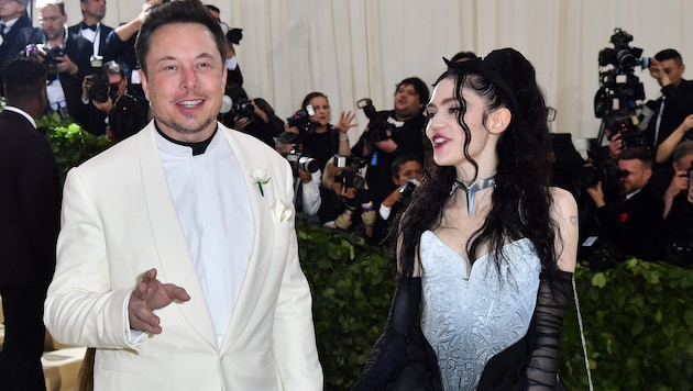 Elon Musk and girlfriend Grimes at the Met Gala 2018 (Bild: AFP or licensors)