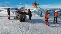 Nicht nur in Tirol haben die Einsatzkräfte alle Hände voll zu tun. (Bild: ZOOM.TIROL)