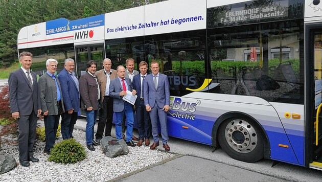 Dieser neue E-Bus hat eine Reichweite von 400 Kilometer (Bild: Land Kärnten)