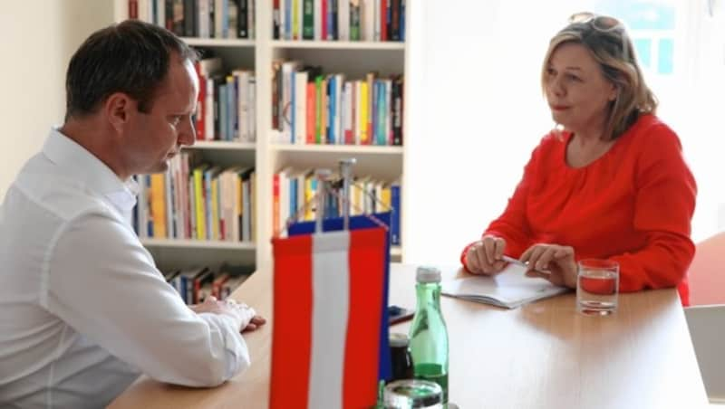 Matthias Strolz im Gespräch mit Conny Bischofberger (Bild: Zwefo)