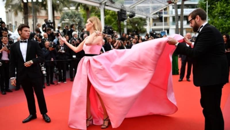 Bloggerin Chiara Ferragni ließ sich ihr Kleid am roten Teppich richten. (Bild: AFP or licensors)