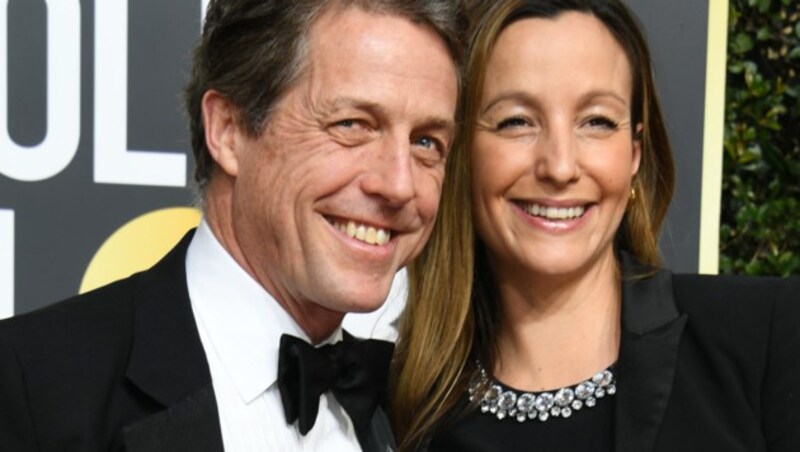 Hugh Grant und Anna Eberstein (Bild: AFP)