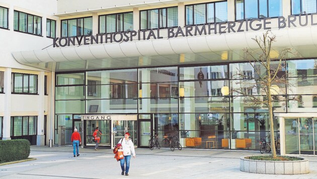Ärzte im Spital der Barmherzigen Brüder in Linz leiten die Webinare (Bild: Horst Einöder)