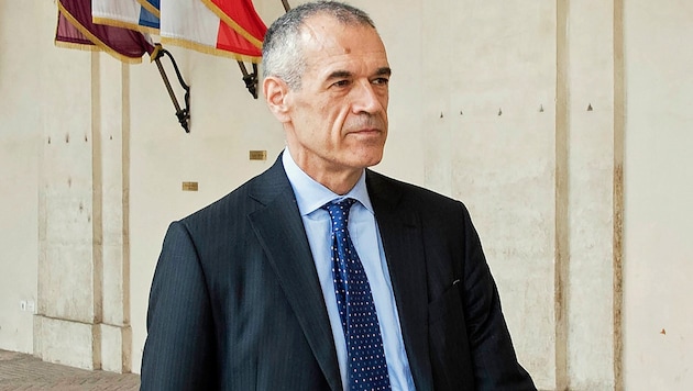 Carlo Cottarelli trat von 2013 bis 2014 als Sparkommissar der damals unter Premier Enrico Letta agierenden Übergangsregierung auf. (Bild: APA/AFP/UFFICIO STAMPA PRESIDENZA DELLA)