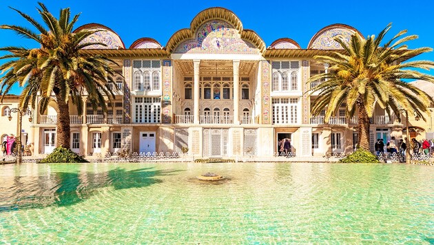 Qavam-Haus im Eram-Garten in Shiraz (Bild: stock.adobe.com, krone.at-Grafik)