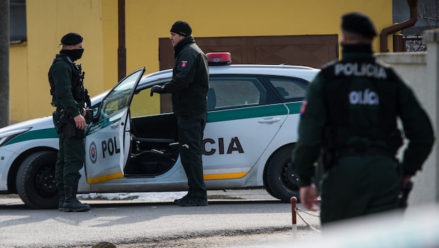 In der Slowakei hat die Polizei jetzt einen möglichen Brandanschlag auf eine Drohnenfabrik ...