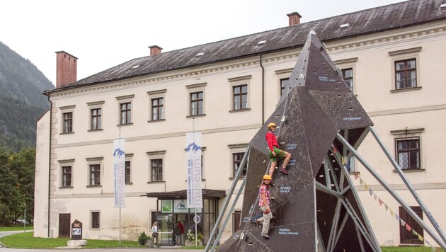Auch das Gerlinde-Kaltenbrunner-Museum in Spital am Pyhrn könnte verkauft werden. (Bild: Jack Haijes)