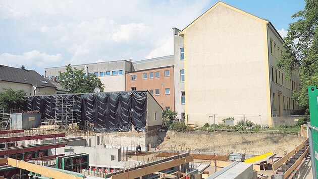 Bei der Löwenfeldschule wird demnächst auch ein Hort um 5,6 Millionen Euro gebaut. (Bild: Horst Einöder)