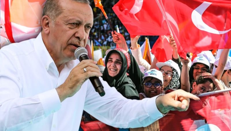 Erdogan lässt sich von seinen Anhängern feiern. (Bild: AFP, krone.at-Grafik)