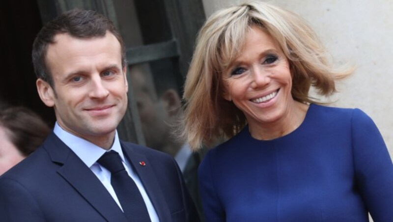 Emmanuel Macron und seine Ehefrau Brigitte (Bild: AFP or licensors)