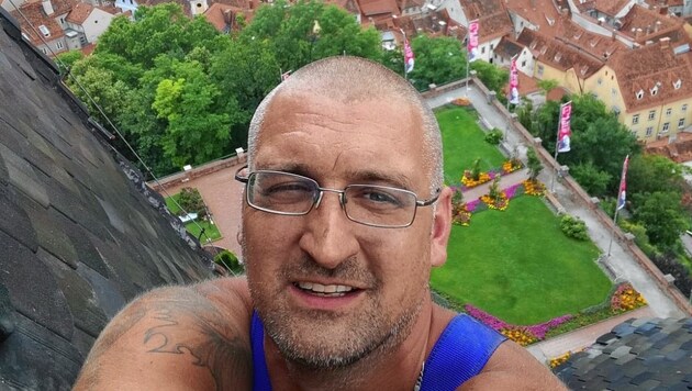 Selfie auf dem Uhrturm-Dach. (Bild: Privat)