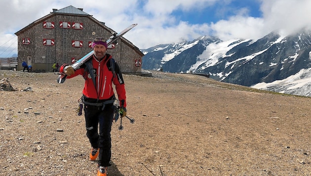 Bergführer Rudi Preimel bei der Oberwalderhütte (Bild: Wallner Hannes/Kronenzeitung)