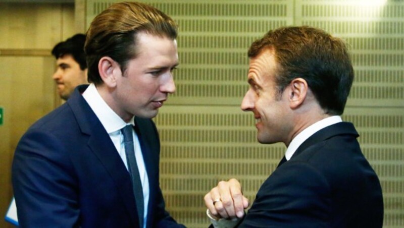 Bundeskanzler Kurz im Gespräch mit Frankreichs Präsident Macron (Bild: BUNDESKANZLERAMT/DRAGAN TATIC)