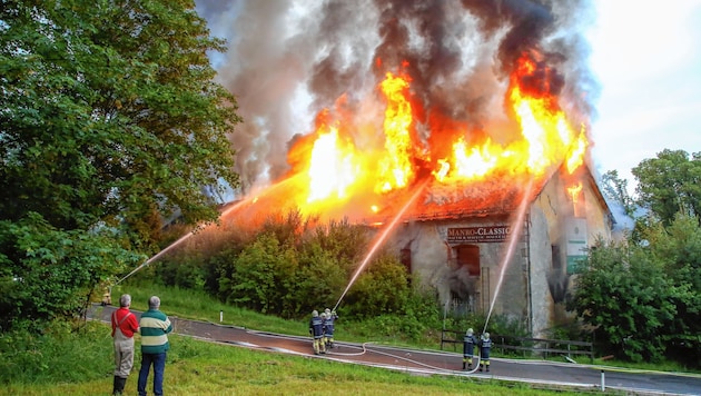 Der Großbrand zerstörte die alte Brauerei. (Bild: Markus Tschepp)
