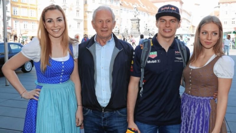 Helmut Marko (2. v. l.) und Max Verstappen freuen sich auf ein Doppel in Spielberg. (Bild: sepp pail)