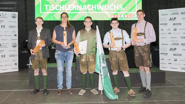 Sieger Wolfgang Ramminger, Monika Holzer, Julian Hannes Fink, Clemens Pink und Alexander Peinhopf (von links) (Bild: Landesinnung Tirol)