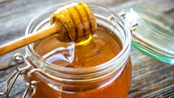 Rund 175.000 Tonnen Honig müssen jährlich in die Europäische Union importiert werden. (Bild: stock.adobe.com)