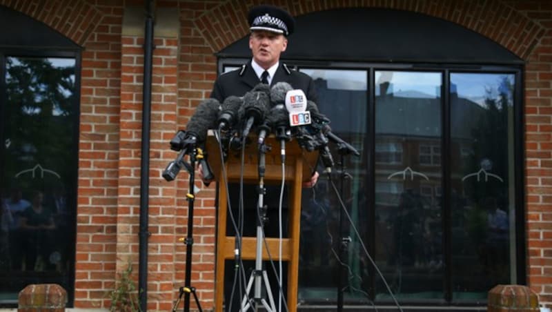 Constable Paul Mills berichtete über die neuen Ermittlungserkenntnisse im jüngsten Vergiftungsfall. (Bild: AFP )