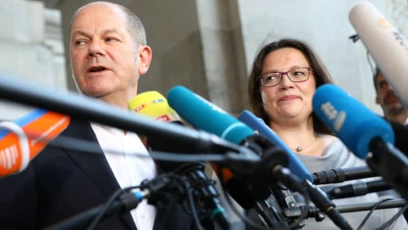 Olaf Scholz und Andrea Nahles (Bild: AFP)