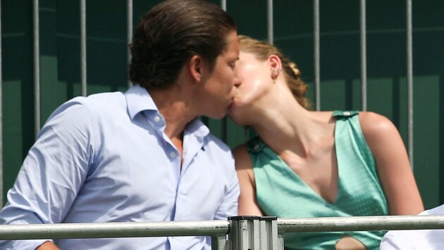 Amber Heard und Vito Schnabel knutschen in Wimbledon. (Bild: www.PPS.at)