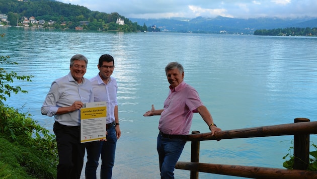 Kaiser, Gruber und Bürgermeister Markus Perdacher eröffneten den freien Seezugang (Bild: Elisa Aschbacher)