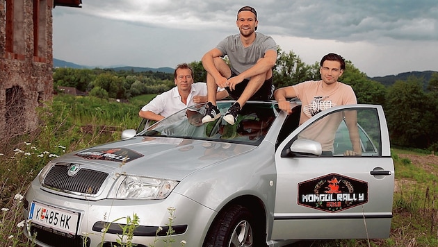 Mit einem Škoda Fabia wollen die drei Kärntner durch Europa und Asien in die Mongolei düsen. (Bild: Gregor Kury)