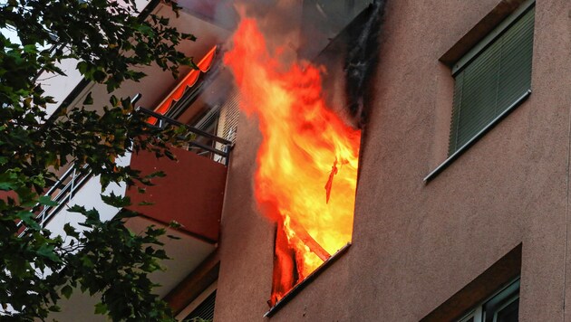 Brand im Wohnblock (Bild: Markus Tschepp)