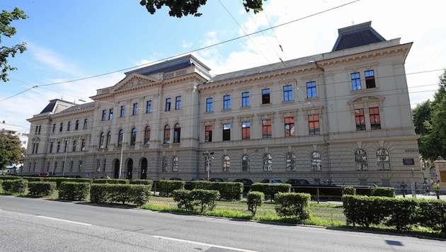 The Graz Regional Criminal Court (Bild: Juergen Radspieler)
