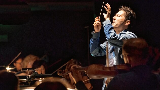 Dirigent Andrés Orozco-Estrada (Bild: Werner Kmetitsch)