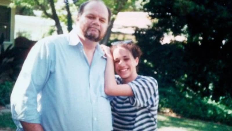 Ein Foto aus besseren Tagen: Meghan Markle als Teenager mit ihrem Papa Thomas Markle (Bild: www.PPS.at)