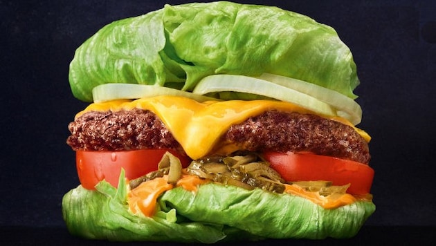 Burger ohne Brötchen gibt‘s nun neu im Sortiment. (Bild: Burgerista)