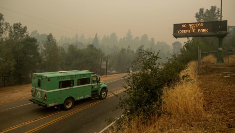 Ein Eingang zum Yosemite-Nationalpark wurde bereits gesperrt. (Bild: AP)