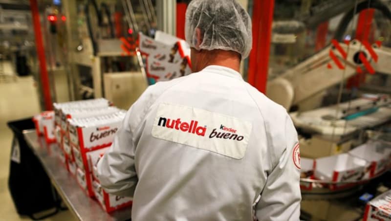 Ferrero stellt neben Überraschungseiern und Kinder Schokolade auch Nutella her. (Bild: AFP/Charly Triballeau)