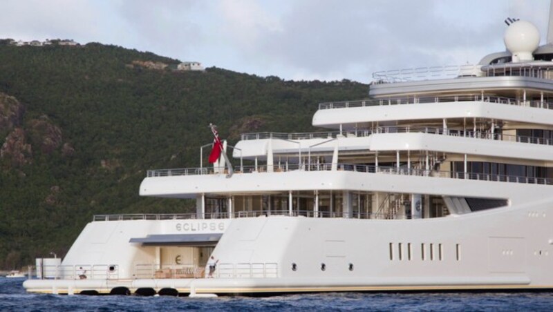 Die Luxusjacht „Eclipse hat ein U-Boot an Bord. (Bild: www.photopress.at)