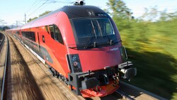 Der Zugverkehr zwischen Salzburg und Tirol im Deutschen Eck ist unterbrochen (Bild: ÖBB)